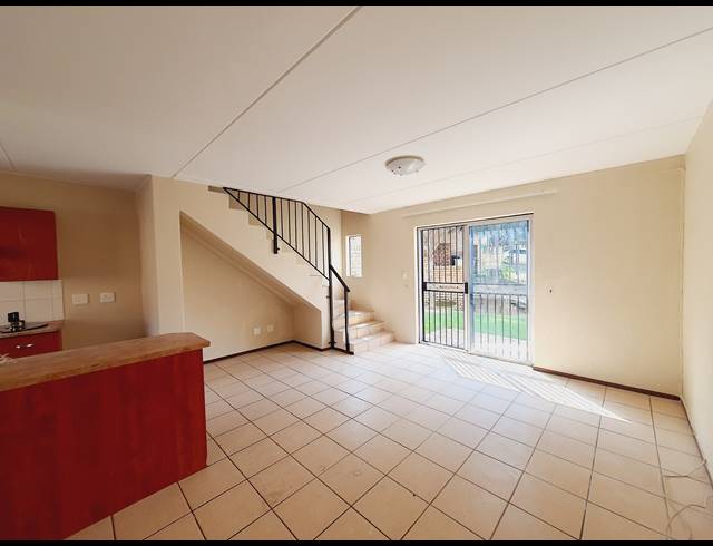 2 BEDROOM APARTMENT RENTED IN HALFWAY GARDENS